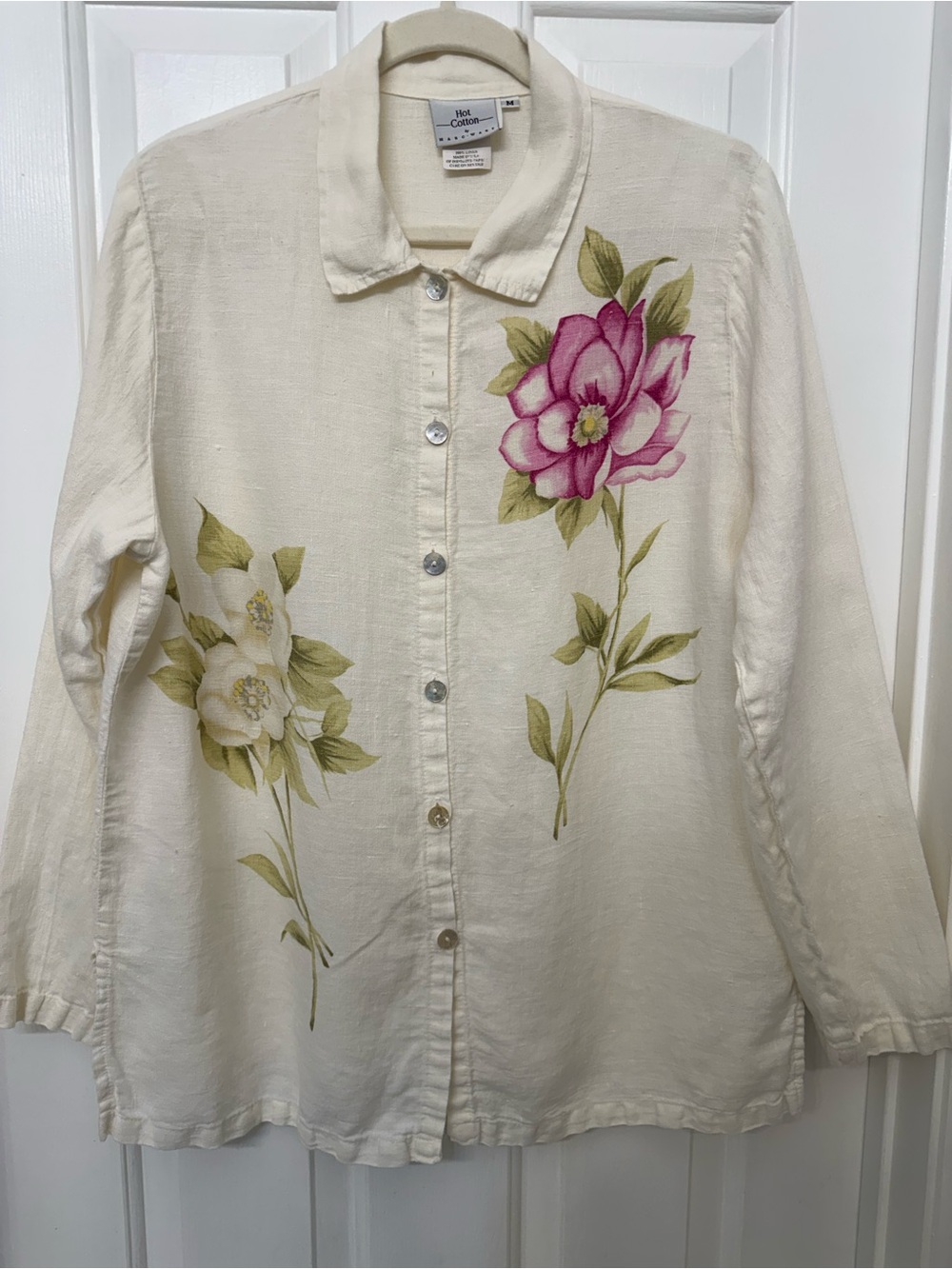 Hot Cotton Cream Button-Front Jacket with Pink Floral Accent